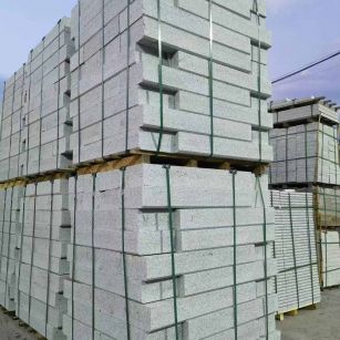 沧州 芝麻白花岗岩路沿石，路缘石，路肩石，道牙，立缘石，马路牙子，街沿石，侧石等