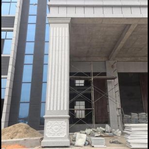 沧州 芝麻白光面花岗岩门楼大柱（罗马柱）配雕花底座