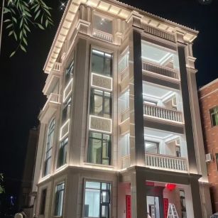 沧州 芝麻白花岗岩别墅外墙夜间效果