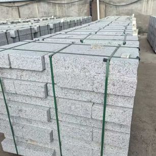 沧州 白麻花岗岩路沿石，弧形路沿石，道牙石，马路牙子，界石，路缘石，平沿石，直岩石，平缘石等