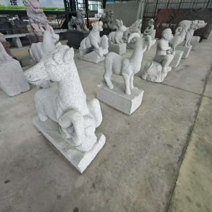 沧州 芝麻白花岗岩造型立体雕刻——十二生肖