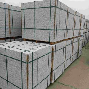 沧州 白麻花岗岩石材荔枝面地铺石（300*600*50）