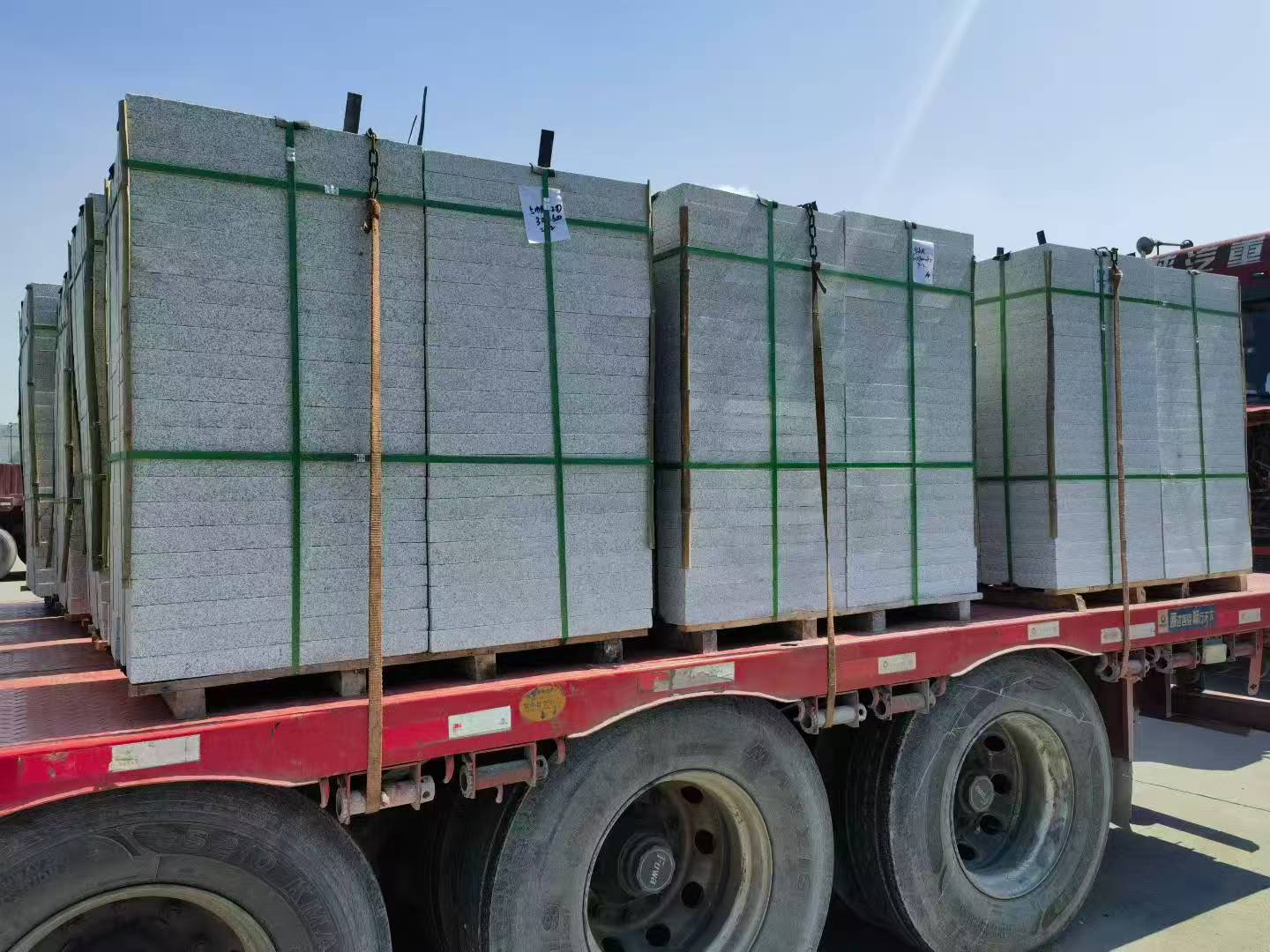 沧州芝麻白花岗岩出货日常地铺石