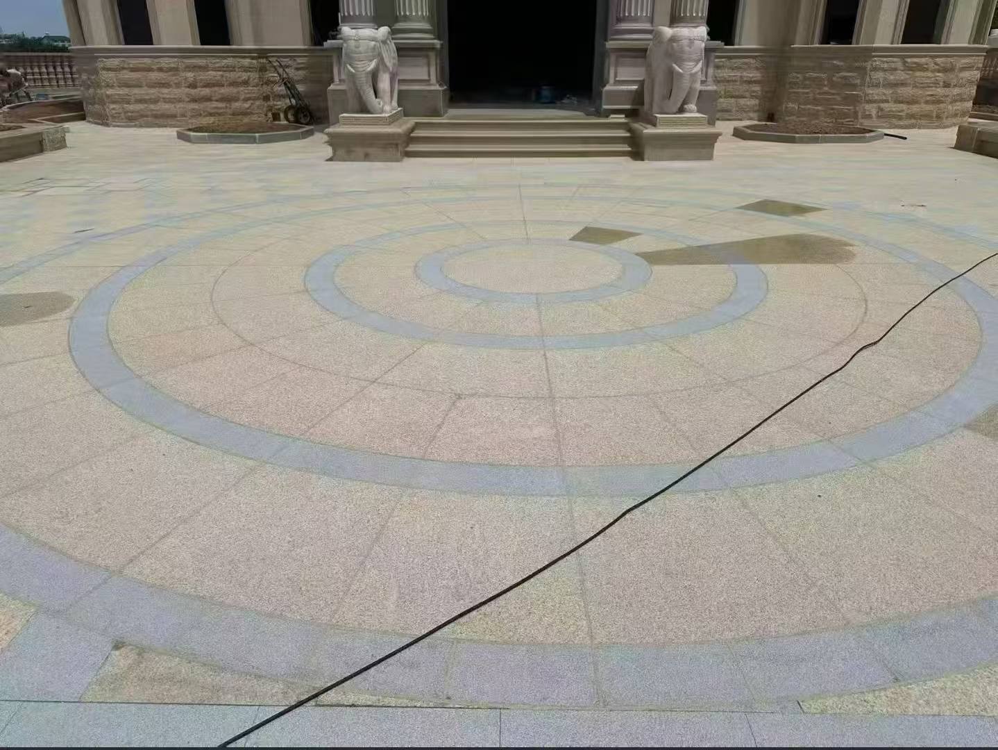 沧州 黄金麻芝麻灰花岗岩石材地铺拼接效果