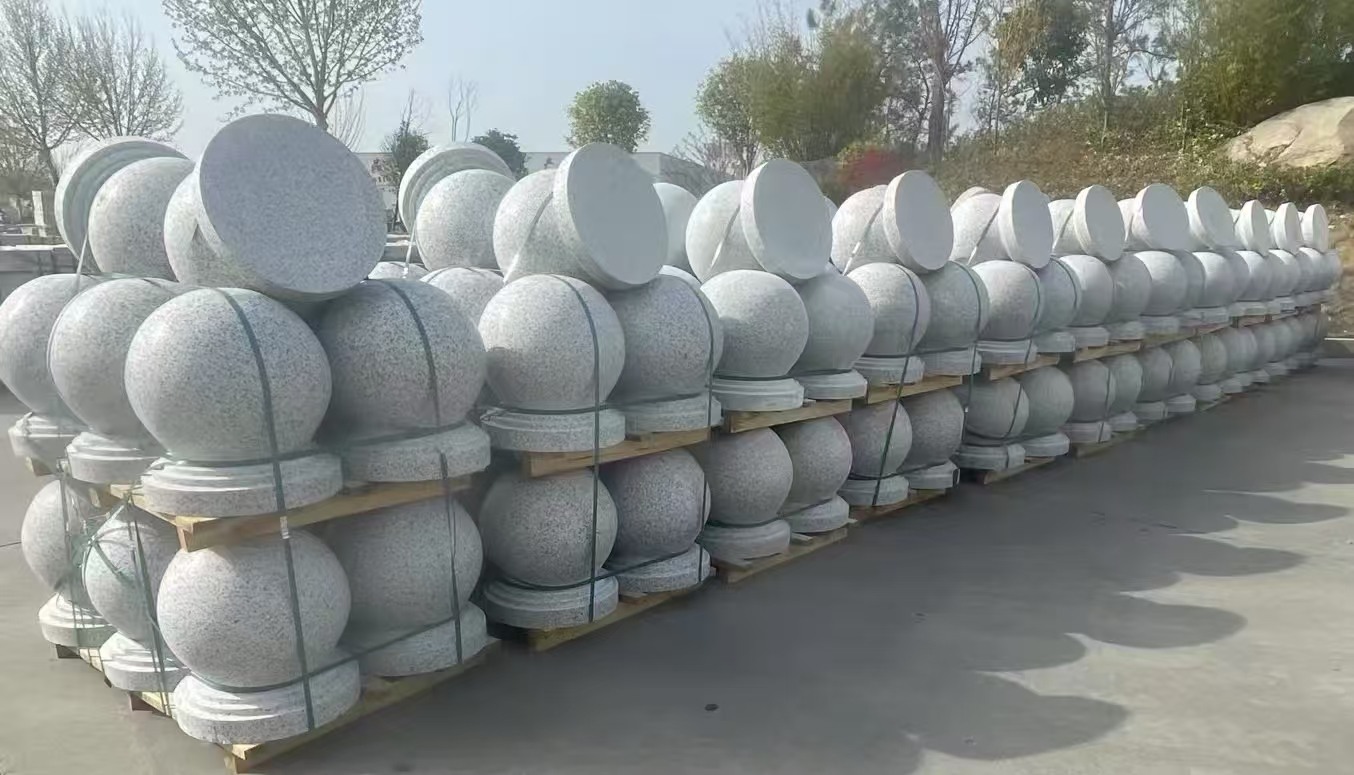 沧州 白麻花岗岩石材圆球，石球，挡车球，隔离球，景观石球，风水球等