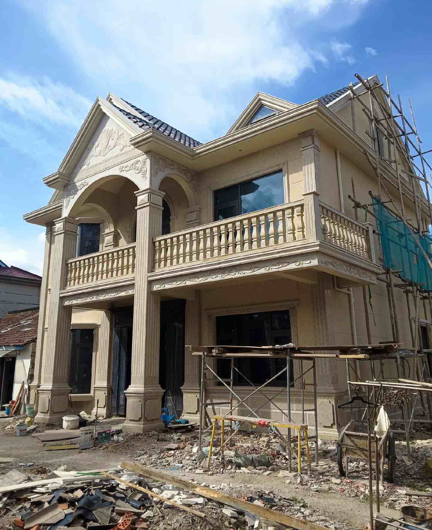 沧州 黄金麻花岗岩石材私人别墅雕花门楼柱阳台栏杆