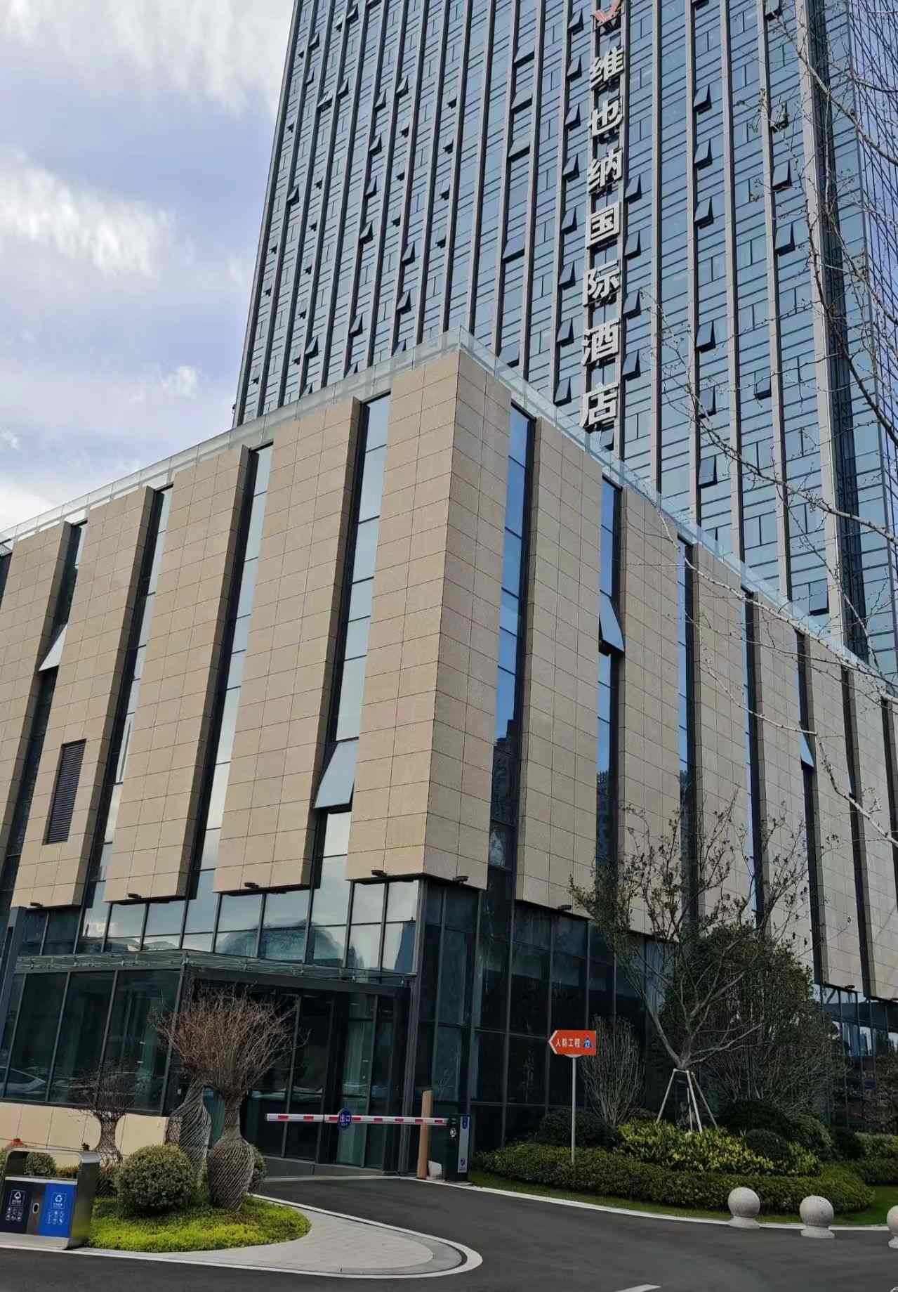 沧州 黄金麻花岗岩外墙干挂