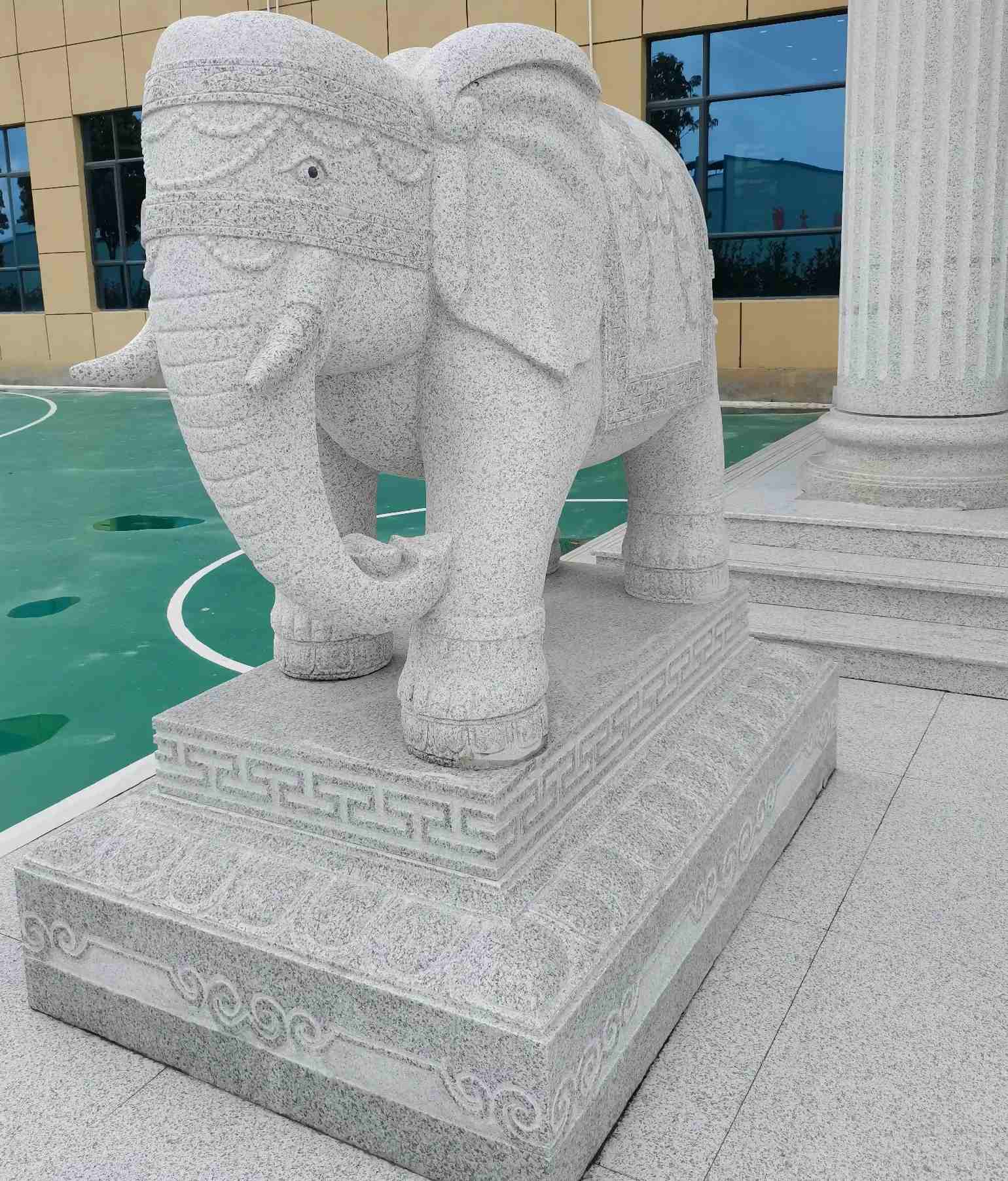 沧州 白麻花岗岩动物异形石雕-大象