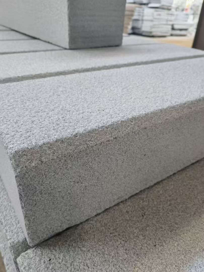 沧州 芝麻灰荔枝面路沿石